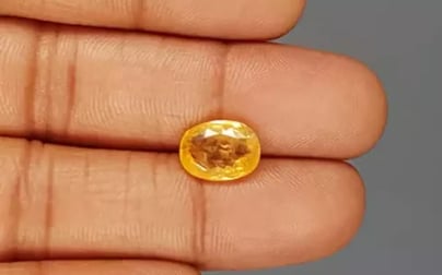 Ceylon Yellow Sapphire - 4.47 Carat Limited Quality CYS-3861