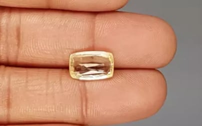 Ceylon Yellow Sapphire - 4.69 Carat Limited Quality CYS-3868