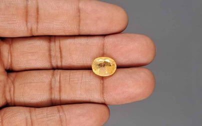 Ceylon Yellow Sapphire - 4.93 Carat Prime Quality CYS-4122