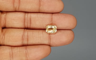 Ceylon Yellow Sapphire - 5.00 Carat Rare Quality CYS-3847