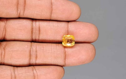 Ceylon Yellow Sapphire - 5.03 Carat Rare Quality CYS-4061