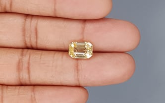 Ceylon Yellow Sapphire - 5.06 Carat Rare Quality CYS-3740