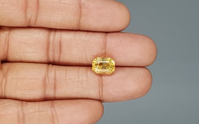Ceylon Yellow Sapphire - 5.13 Carat Rare Quality CYS-3840