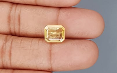 Ceylon Yellow Sapphire - 5.62 Carat Prime Quality CYS-3736