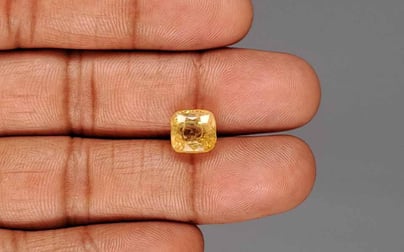 Ceylon Yellow Sapphire - 5.76 Carat Limited Quality CYS-4009
