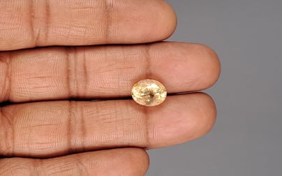 Ceylon Yellow Sapphire - 5.77 Carat Prime Quality CYS-3986