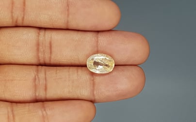 Ceylon Yellow Sapphire - 5.84 Carat Prime Quality CYS-3793