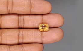 Ceylon Yellow Sapphire - 6.07 Carat Rare Quality CYS-3956