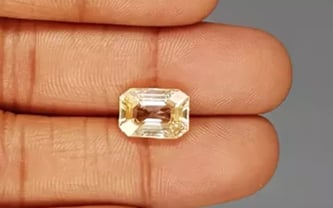 Ceylon Yellow Sapphire - 6.16 Carat Rare Quality CYS-3843