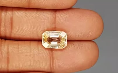 Ceylon Yellow Sapphire - 6.16 Carat Rare Quality CYS-3843