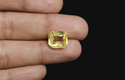 Ceylon Yellow Sapphire - 6.56 Carat Rare Quality CYS-3705