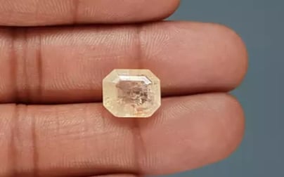 Ceylon Yellow Sapphire - 6.81 Carat Prime Quality CYS-3941