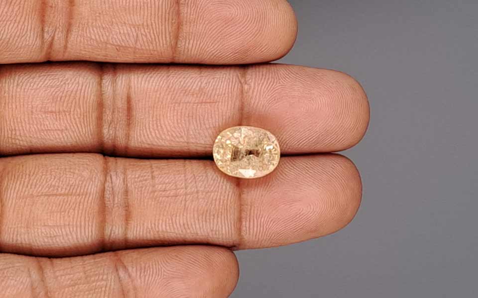 Ceylon Yellow Sapphire - 6.96 Carat Prime Quality CYS-4000