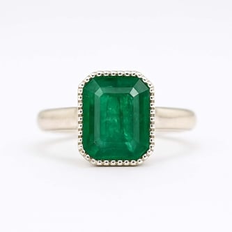 Classic Regal 925 Sterling Silver Panna (Emerald) Women’s Ring