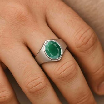 Elegant Sterling Silver Emerald (Panna) Ring for Men