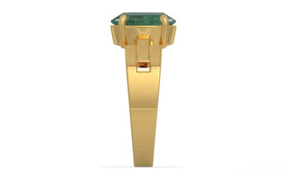 Gold Emerald Ring Fine Quality (R8)