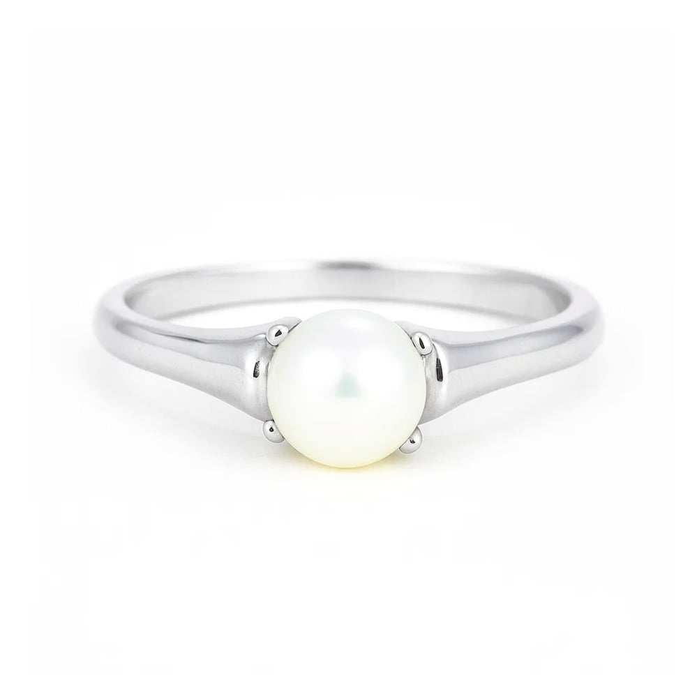 Luxury Heritage Sterling Silver Moti (Pearl) Stone Women’s Ring