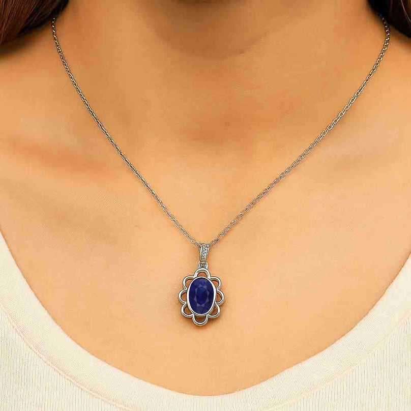 【New Arrivals】シルバー925ペンダントblue sapphire Shop Modern 925 Silver Blue Sapphire (Neelam) Pendant Online | MyRatna