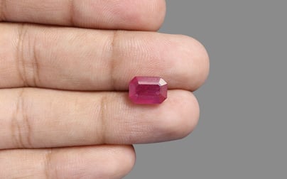 Mozambique Ruby - 3.66 Carat Prime Quality BR-7177