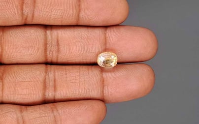 Natural Yellow Topaz - 3.95 Carat Limited Quality YT-25165