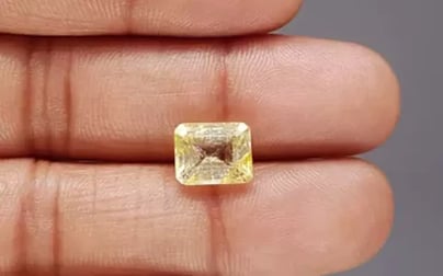 Natural Yellow Topaz - 4.47 Carat Limited Quality YT-25005