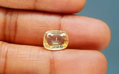 Natural Yellow Topaz - 5.01 Carat Limited Quality YT-25004
