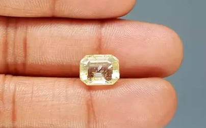 Natural Yellow Topaz - 5.23 Carat Limited Quality YT-25066