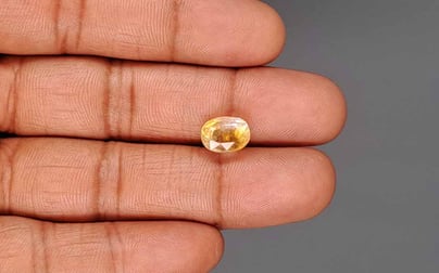 Natural Yellow Topaz - 5.27 Carat Limited Quality YT-25166