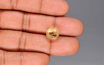 Natural Yellow Topaz - 7.81 Carat Limited Quality YT-25125