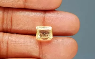 Natural Yellow Topaz - 8.11 Carat Limited Quality YT-25040