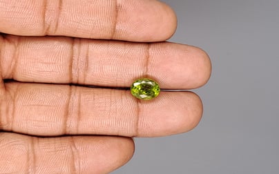 Peridot - 3.65 Carat Prime Quality PDT-14533