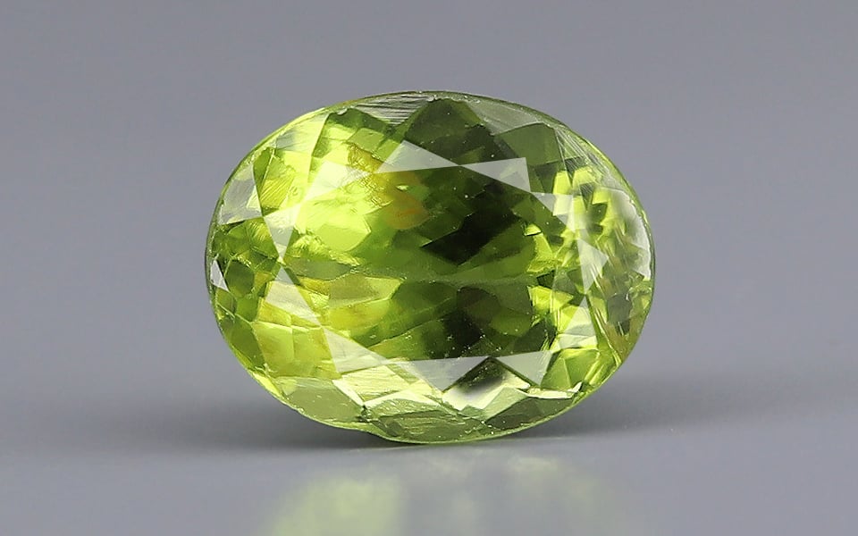 Peridot - 3.78 Carat Prime Quality PDT-14539