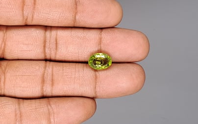 Peridot - 3.80 Carat Prime Quality PDT-14540