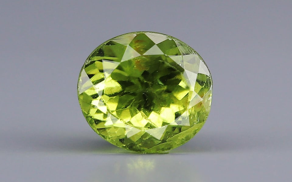 Peridot - 4.28 Carat Prime Quality PDT-14528