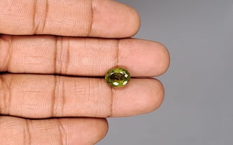 Peridot - 4.32 Carat Prime Quality PDT-14534