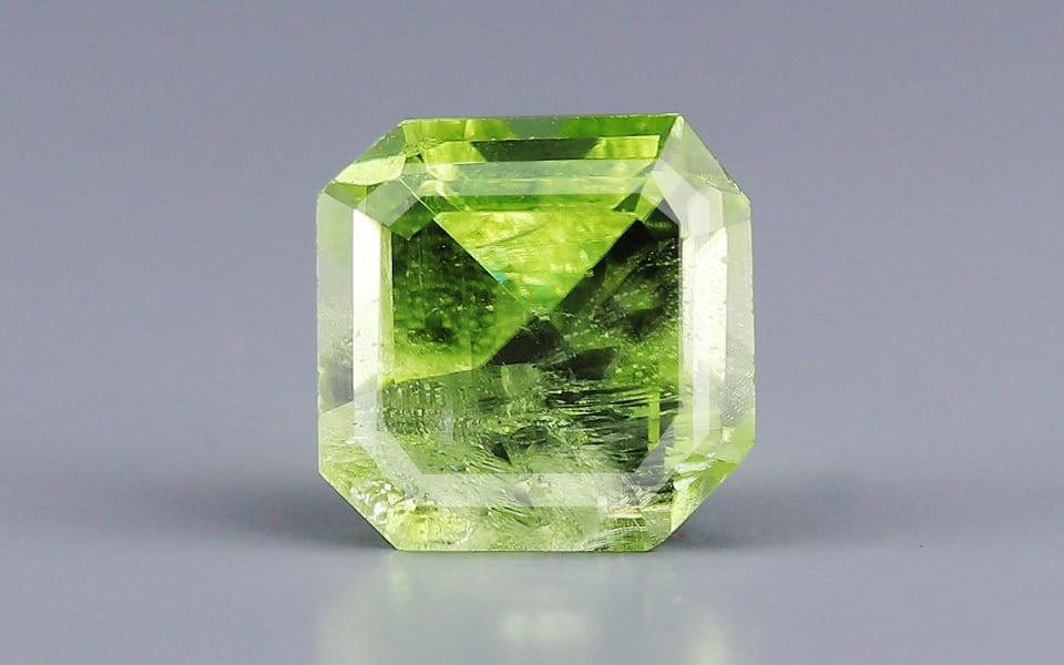 Peridot - 4.86 Carat Prime Quality PDT-14527