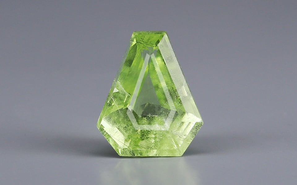 Peridot - 5.49 Carat Limited Quality PDT-14523
