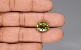 Peridot - 7.97 Carat Rare Quality PDT-14541