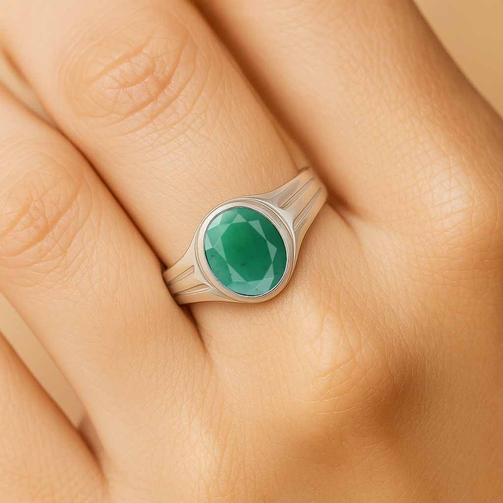Pure Sterling Silver Panna (Emerald) Ratna Women’s Ring