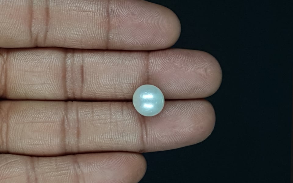 South Sea Pearl - 6.82 Carat Prime Quality SSP-8821