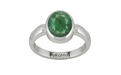 Sterling Silver Emerald Ring Fine Quality (R6)