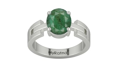 Sterling Silver Emerald Ring Fine Quality (R8)