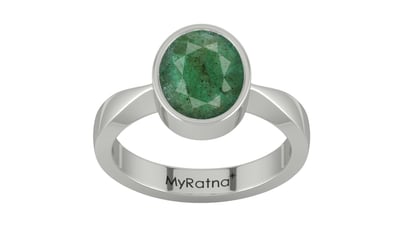 Sterling Silver Emerald Ring Fine Quality (R9)