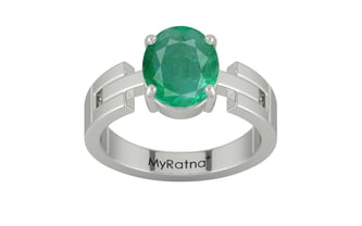 Sterling Silver Emerald Ring Limited Quality (R8)