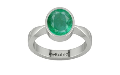 Sterling Silver Emerald Ring Limited Quality (R9)