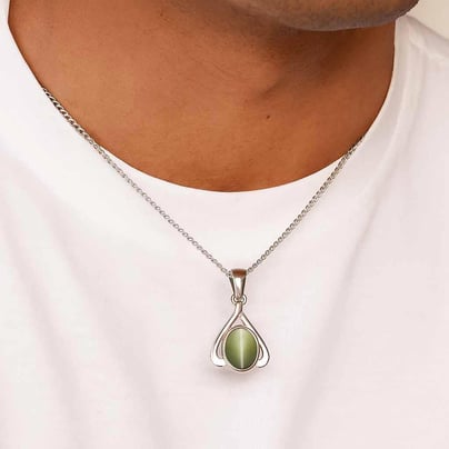 Stunning Sterling Silver Cat's Eye Stone Pendant