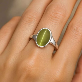 Stylish 925 Sterling Silver Cat's Eye Gemstone Ring For Female