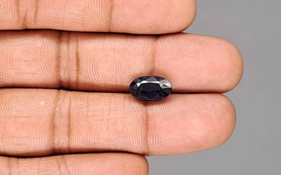 Thailand Blue Sapphire - 4.02 Carat Fine Quality GFBS-20132