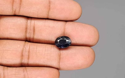 Thailand Blue Sapphire - 5.24 Carat Fine Quality GFBS-20127