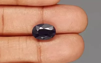 Thailand Blue Sapphire - 5.97 Carat Fine Quality GFBS-20041